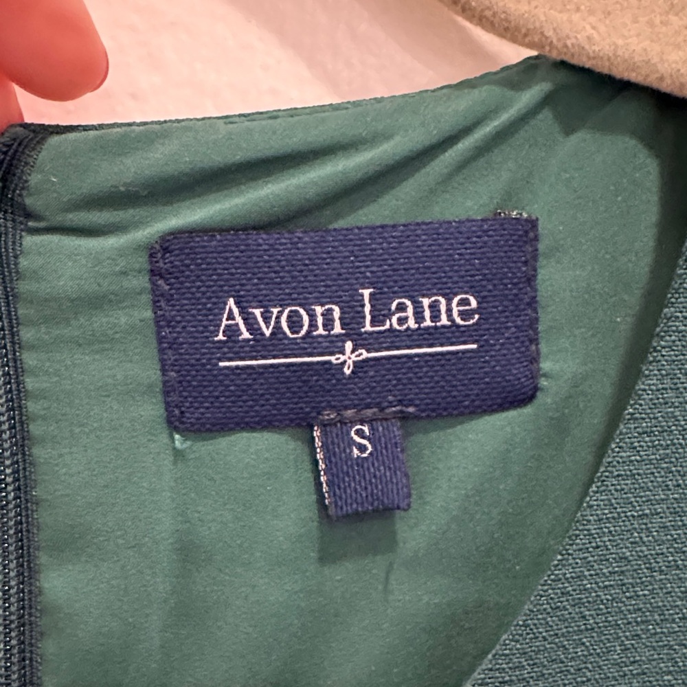 Avon Lane by Tuckernuck Harper Bell Sleeve Blouse - Picture 3 of 4
